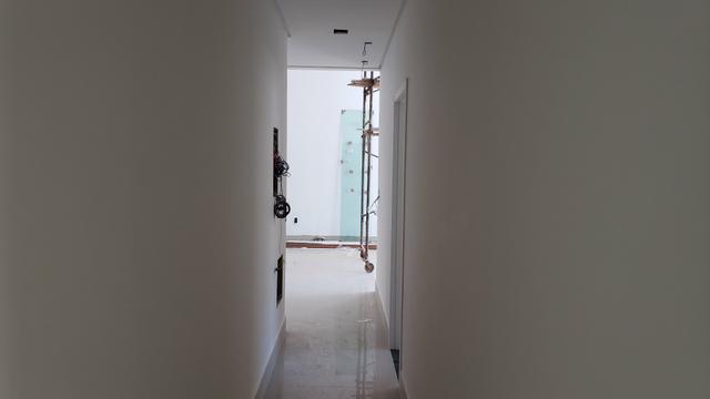 Casa Nova 3suites churrasqueira rua 5 Vicente Pires condomínio fechado - Foto 5