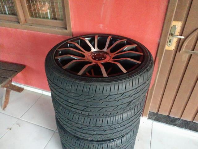 4 Rodas Vittoria 22 Jogo Completo Pneus e Aros Multifuros 5 X 114 = 5 X 120