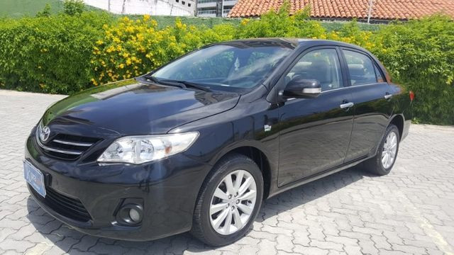 Toyota - Corolla Altis 2.0- Versão Top