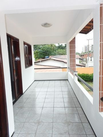 Casa duplex para locação no bairro cidades dos funcionarios, com piscina 4 suites - Foto 10