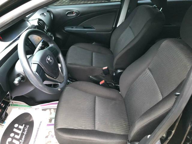 Etios sedan - Foto 6