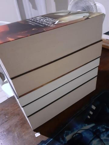 Livros Game Of Thrones - Foto 3