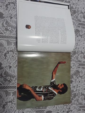 Vendo Livro do Corinthians - Foto 2