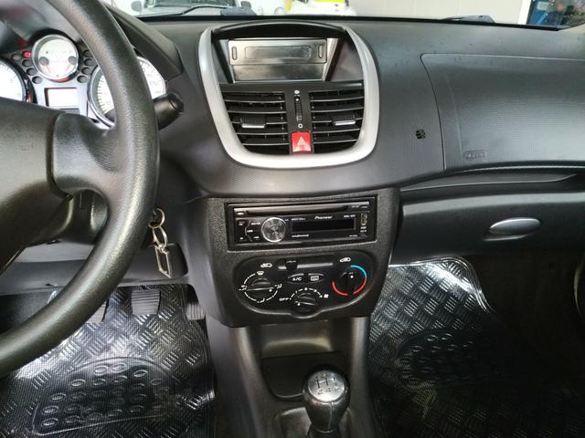 Peugeot 207 Xr 1.4 Branco Completo - Foto 13