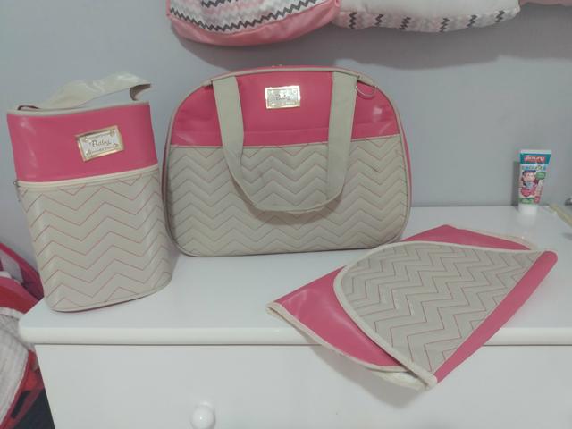 Bolsa maternidade + trocador + frasqueira