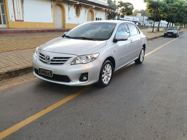 Corolla Altis 2.0 Automático - Foto 3