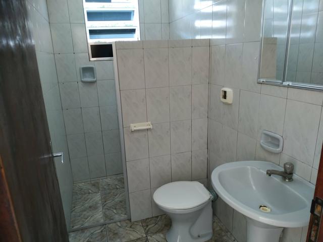 Casa 3 cômodos com garagem portão automatizado - Foto 7
