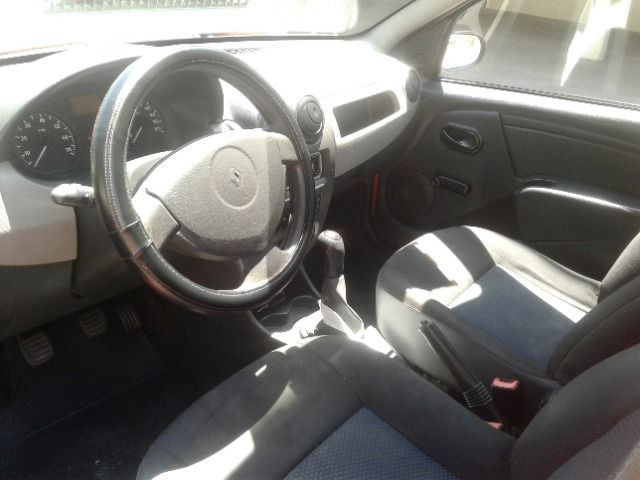 Renault Sandero - Foto 6