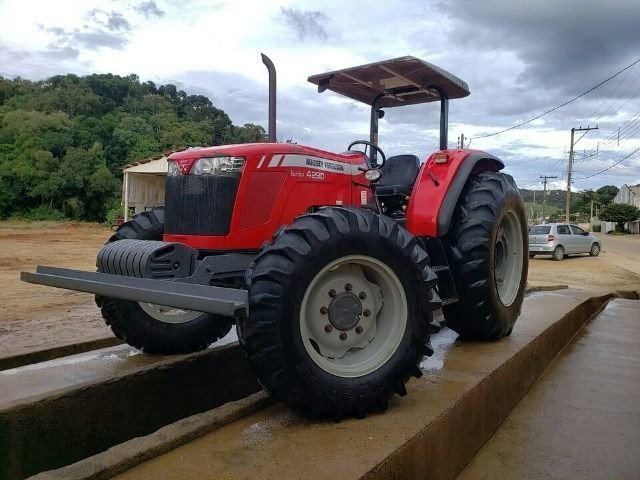Trator Massey Ferguson 4290 turbo