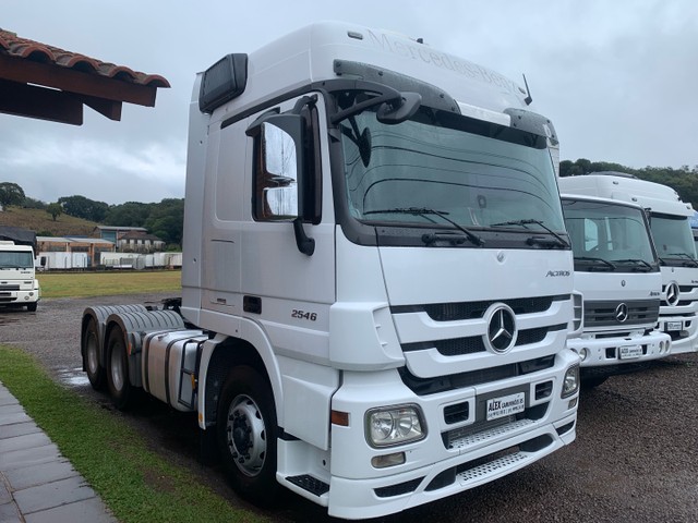 ACTROS 2546 ANO 2013