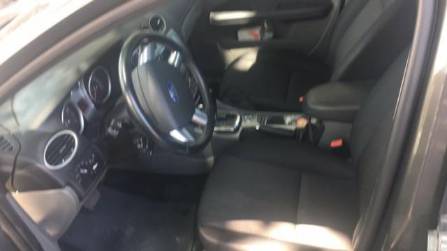 Focus 2013 automatico muito novo com 62000km sem detalhes procurar Martins * - Foto 2