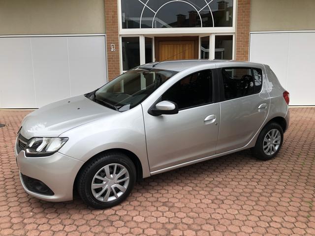 Sandero 1.6