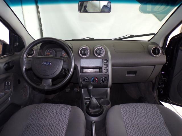 FORD FIESTA 2006/2007 1.6 MPI SEDAN 8V FLEX 4P MANUAL - Foto 6