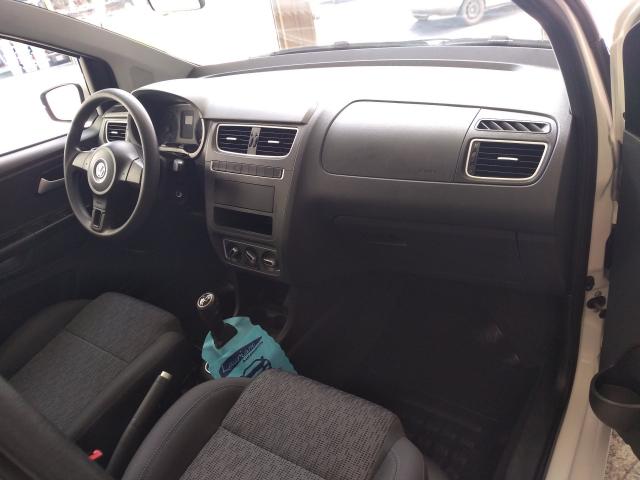 VOLKSWAGEN FOX 2013/2014 1.0 MI 8V FLEX 4P MANUAL - Foto 6