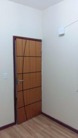 Alugo casa reformada no Engenho Novo, sala, 03(três) quartos e dependências - Foto 8