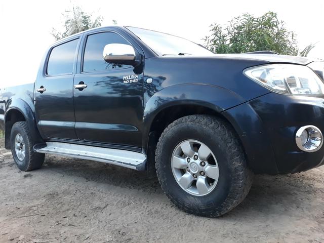 Hilux 3.0 Diesel 4x4 automática - Foto 3