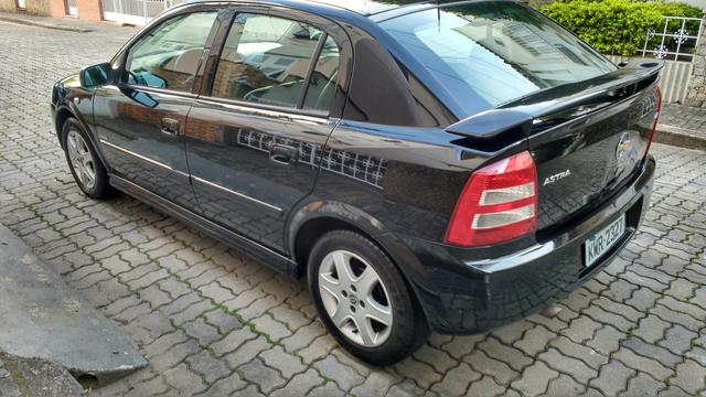 Astra 2.0 Advantage 86.000 kms - Foto 6