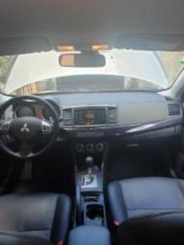 Mitsubishi Lancer - Foto 6