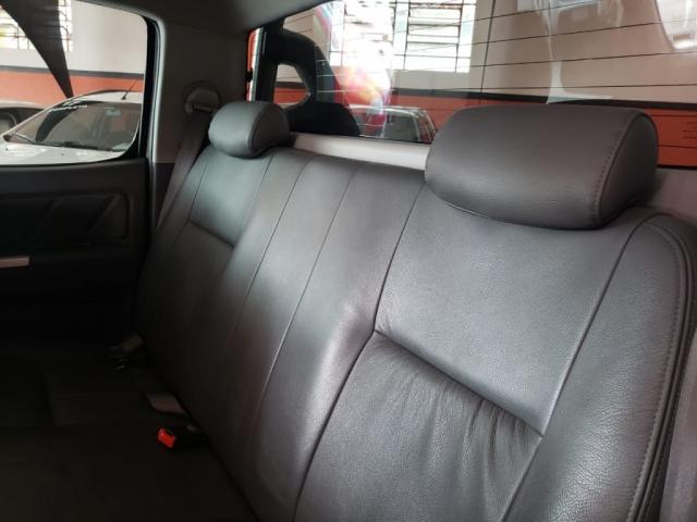 TOYOTA HILUX CD SRV 4X4 2.8 TDI DIESEL AUT. - Foto 16