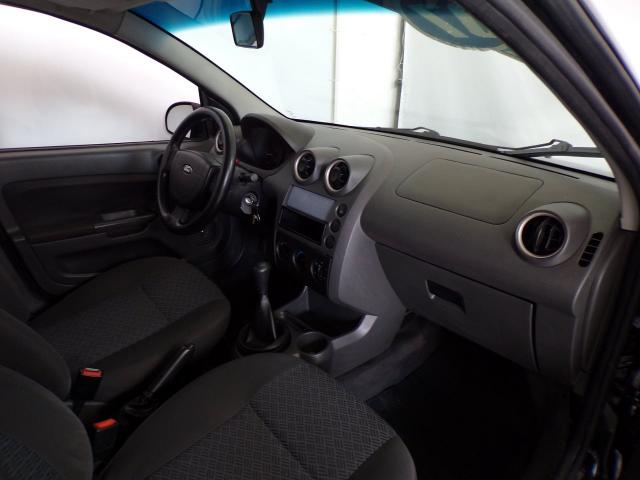 FORD FIESTA 2006/2007 1.6 MPI SEDAN 8V FLEX 4P MANUAL - Foto 17