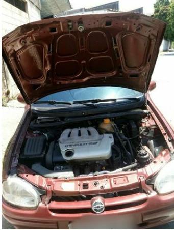 Corsa sedan GLS 1.6 16V 97/98 vendo peças