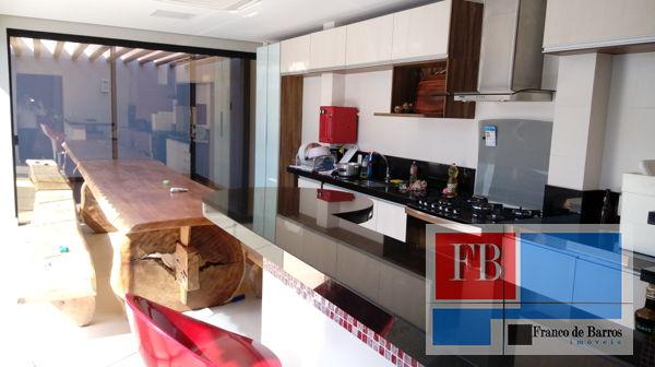 Casa com 4 quartos - Bairro Residencial Sagrada Família em Rondonópolis - Foto 4