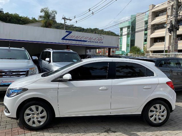 Onix LT 1.4 Aut. 2014 Completo Unico Dono - Foto 6