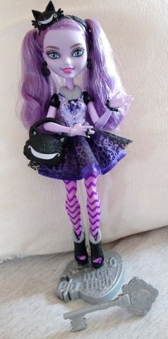 Boneca Ever After High Kitty Cheshire
