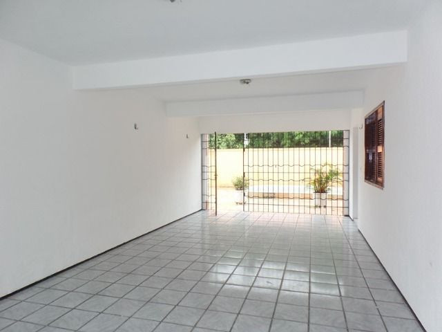 Casa duplex para locação no bairro cidades dos funcionarios, com piscina 4 suites - Foto 3