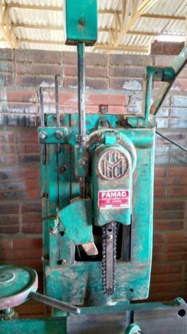 Furadeira de Corrente - Famac - Marcenaria - Foto 3