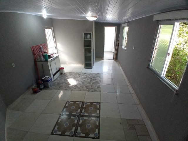 Alugo casa de um quarto na Freguesia! - Foto 2