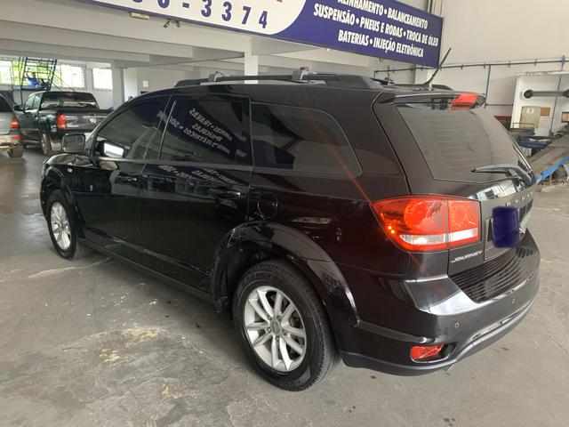 Dodge Journey 3.6 sxt 5p 7 Lugares - Foto 4