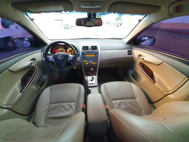 Corolla Altis 2.0 Automático - Foto 15