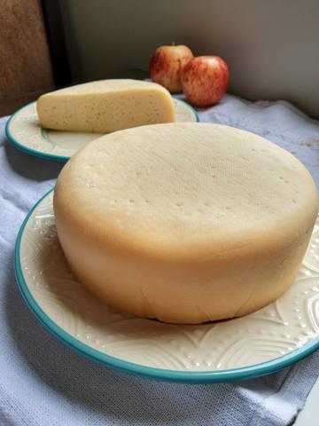 Queijo colonial