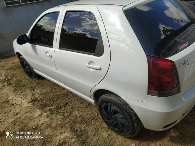 Promoção Vendo lindo carro Pálio - Foto 4