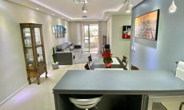 Apartamento amplo com vista para o mar - Praia Comprida - Foto 4