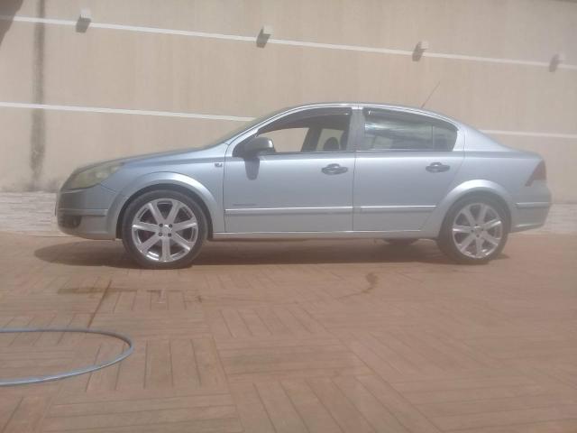 VECTRA ELEGANCE 2.0 automático