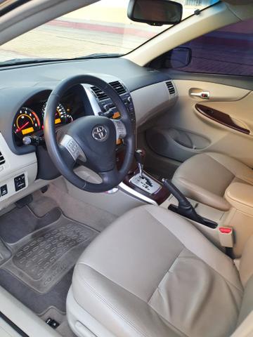 Corolla Altis 2.0 Automático - Foto 13