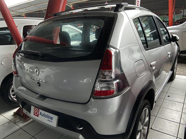 SANDERO STEP WAY 1.6 manual km 45 rodado - Foto 7