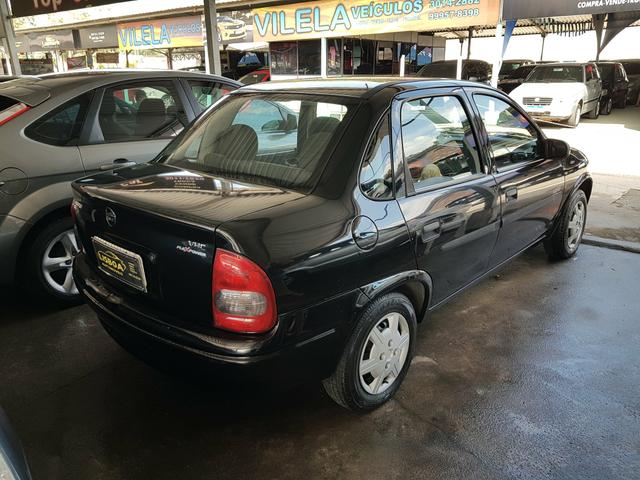 GM - Chevrolet Classic ano 2006 com Kit gas legalizado ate 2021