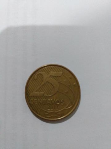 Moeda 25 centavos 2013 reverso invertido