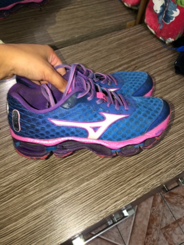 mizuno prophecy 4 azul e rosa