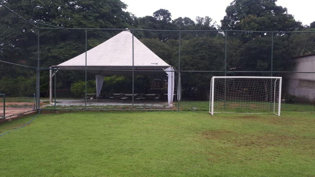 Sítio na Pampulha com piscina, campo gramado, área de churrasco e mais. - Foto 11