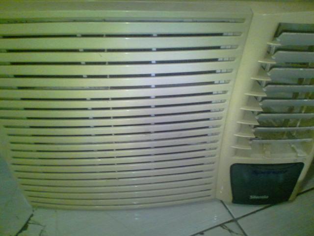 Vendo ou troco ar condicionado 18000 btu funcionando perfeitamente