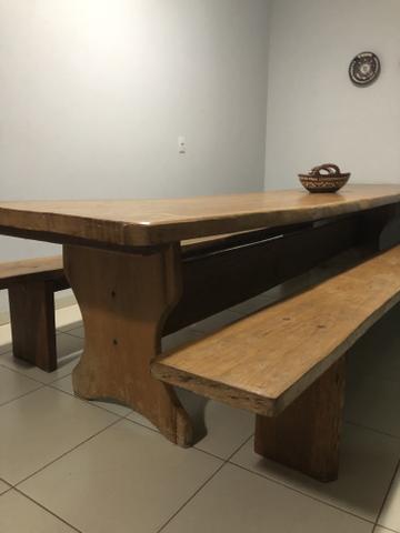Mesa em Madeira