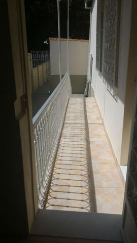 Alugo casa reformada no Engenho Novo, sala, 03(três) quartos e dependências - Foto 3