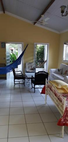 Aluga se uma casa na praia do coqueiro Luís!