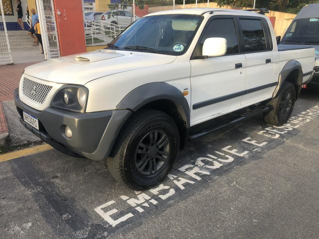 L200 gls troco em retroescavadeira - Foto 2