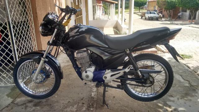 Vendo ou troco em algo do meu interesse carro ou moto - Foto 2