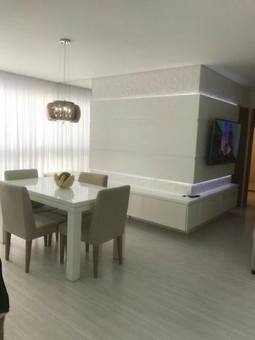 BN- Super lindo apartamento com 2 Qts sol da manhã, decorado por decoradora profissional